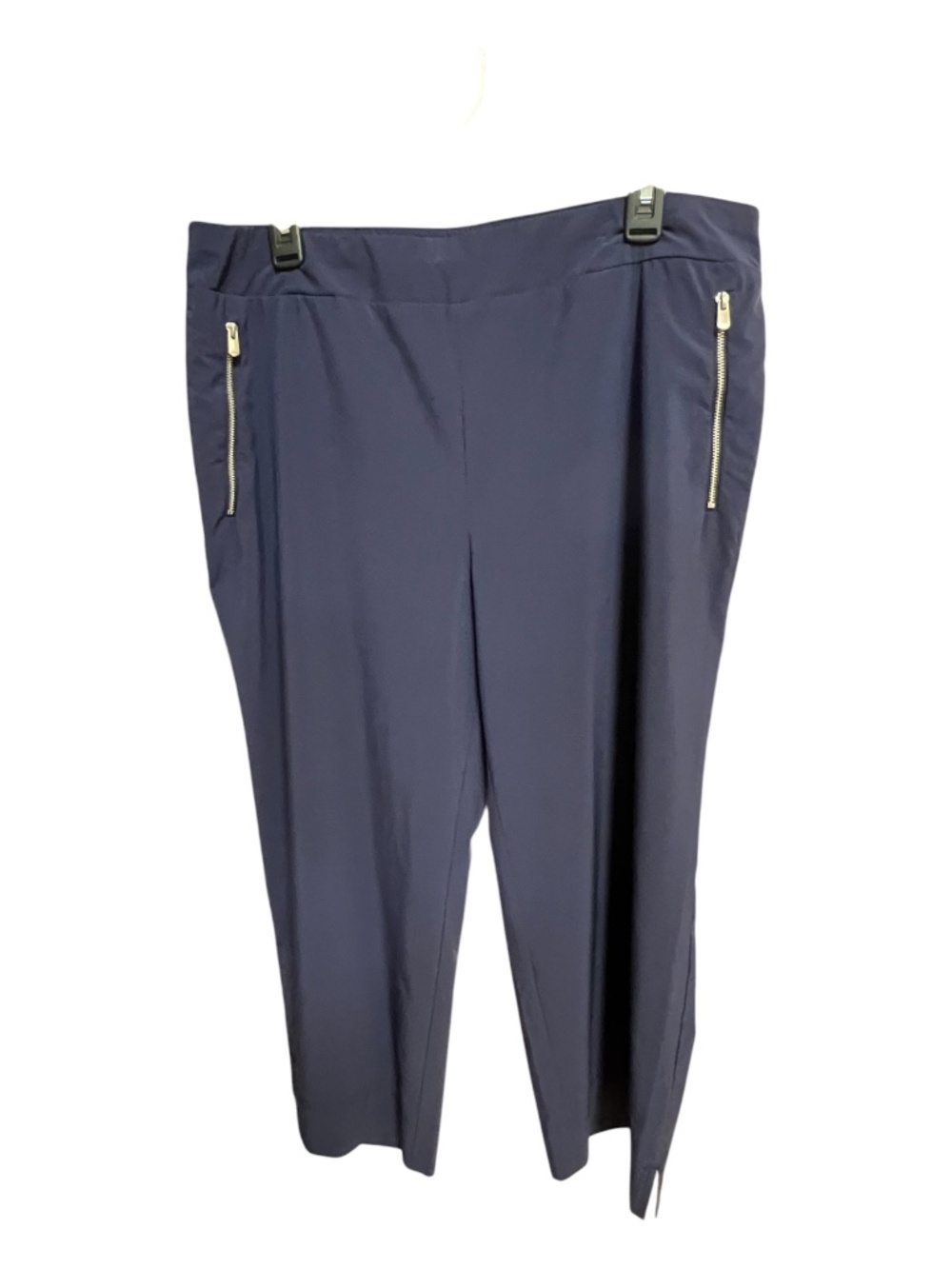EUC Weekend by Chico’s Kara Navy Capri Pants | Size 2 (L)